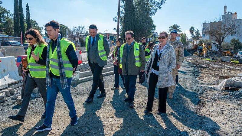Members and co-chairs of the Technical Committee on Crossings